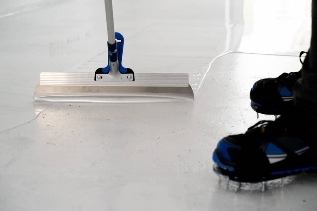 epoxy floor casting white