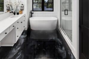 deep black pearl white badezimmer 1
